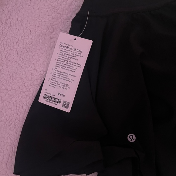 Lululemon Court Rival HR Skirt
BRAND NEW *NEVER WORN
Size 6 - Picture 2 of 5